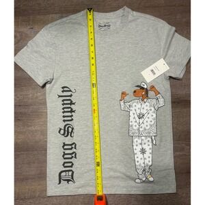 Dogg Supply by Snoop Dogg Mens Heather Grey Graphic T-Shirt  Small NWT